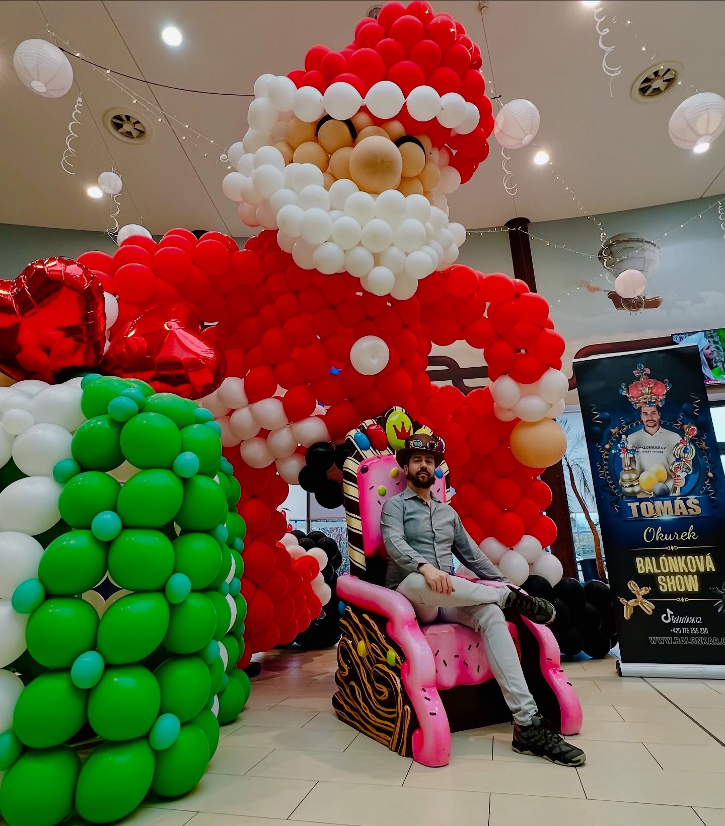 Tomáš Okurek Balónkový král