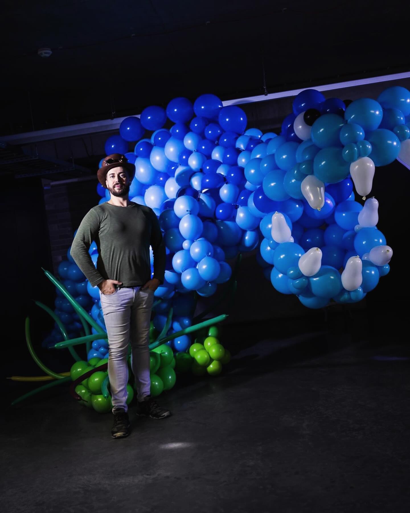 Obří balónková instalace